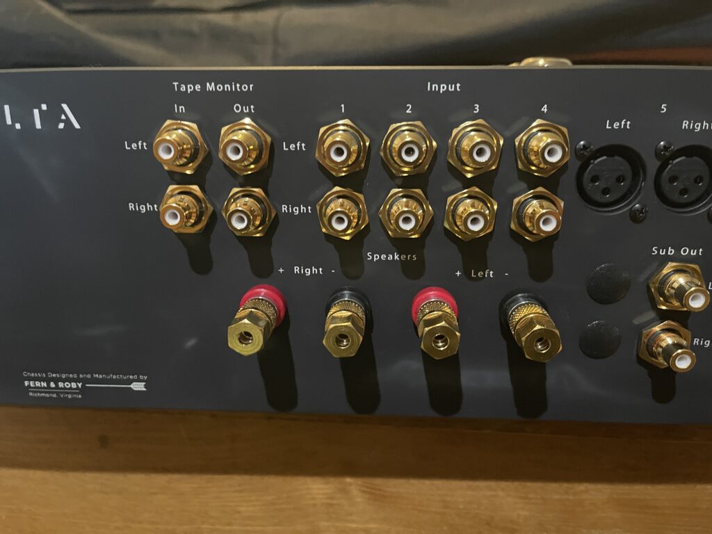 Linear Tube Audio Z40 RCA inputs